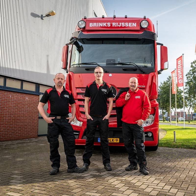 Brinks_Klantcase_Vrachtwagen_groep FIJNE WERKKLEDING VOOR GELUKKIGE WERKNEMERS