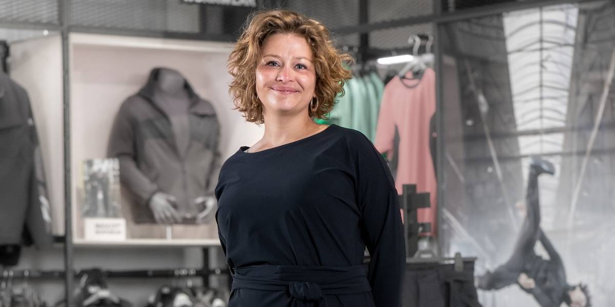 Fits for work ProductFoto Bedrijfskleding Zwartejurk