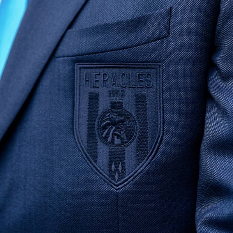 Klantcase Heracles Detail Borduring blazer 1