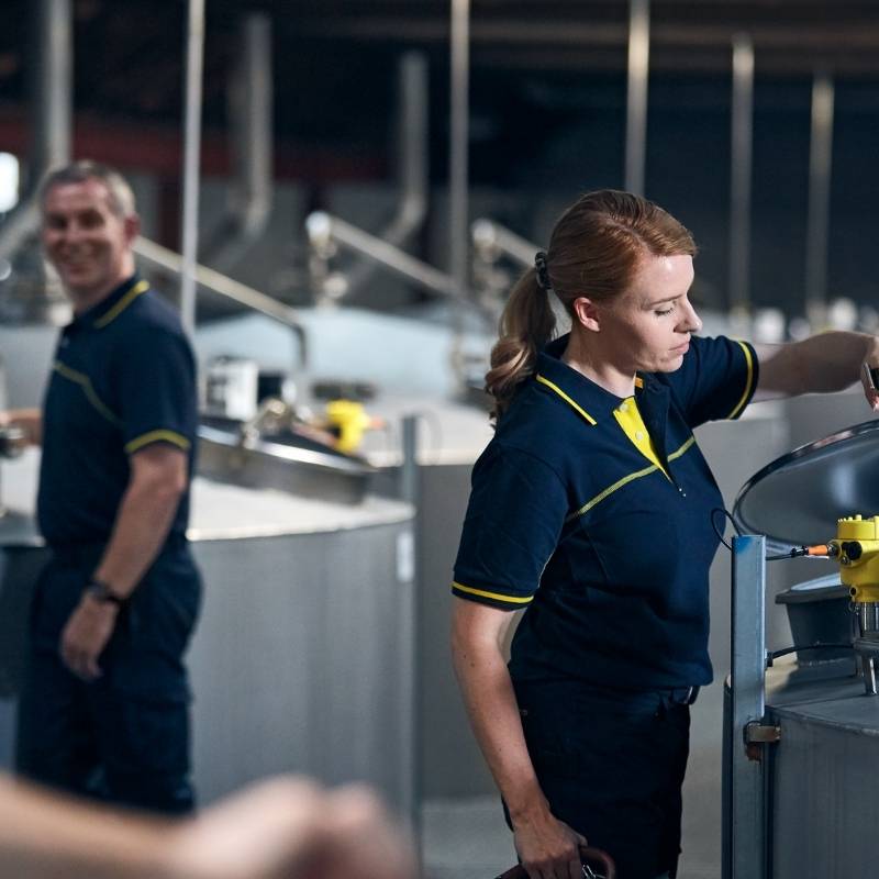 Vrouwenkleding_Productiekleding_productie_logistiek